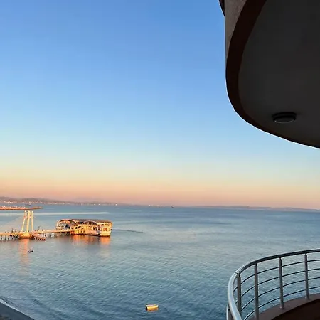 Apartament Gjini Daire *